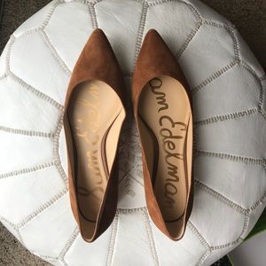 Cute flats with gold detail - Sam Edelman